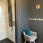 Oda ve Kahvaltı En Perche-proche Mortagne