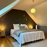 Oda ve Kahvaltı En Perche-proche Mortagne