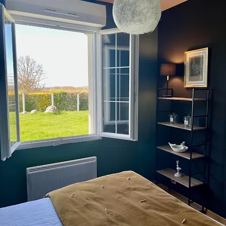 En Perche Avec Piscine-proche Mortagne Bed & Breakfast 3*
