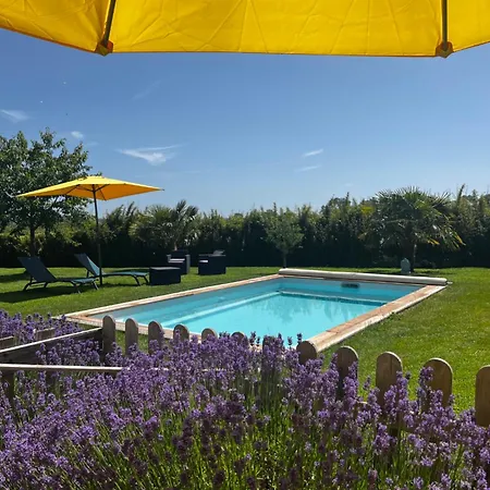 En Perche Avec Piscine-proche Mortagne 3*